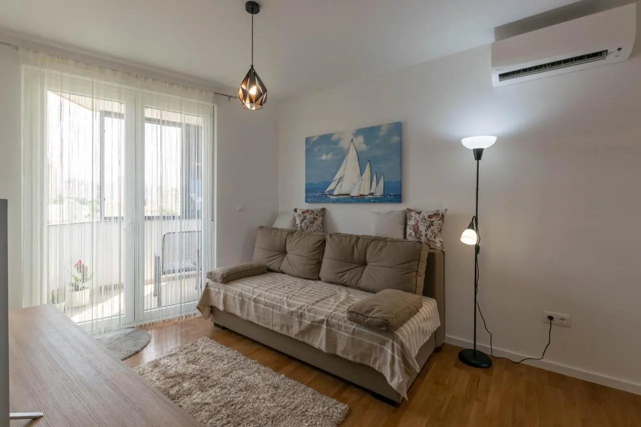 Empress Apartment Split